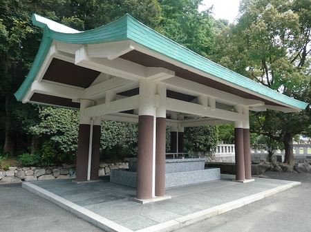 1021福岡県護国神社1.JPG