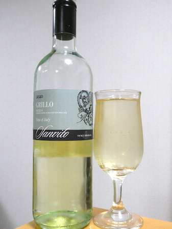 220529白ワイン1.JPG